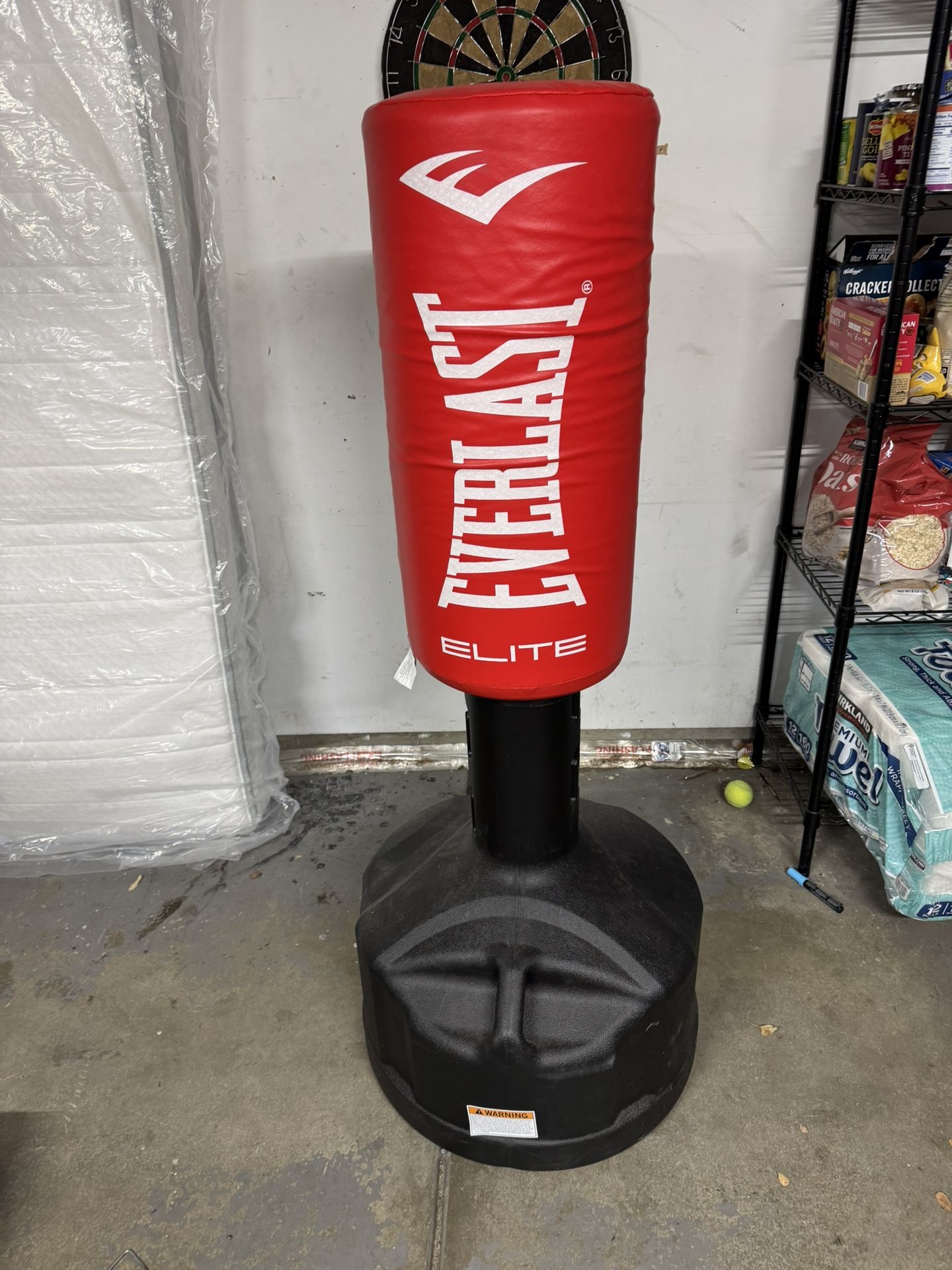 Everlast Elite Punching Bag