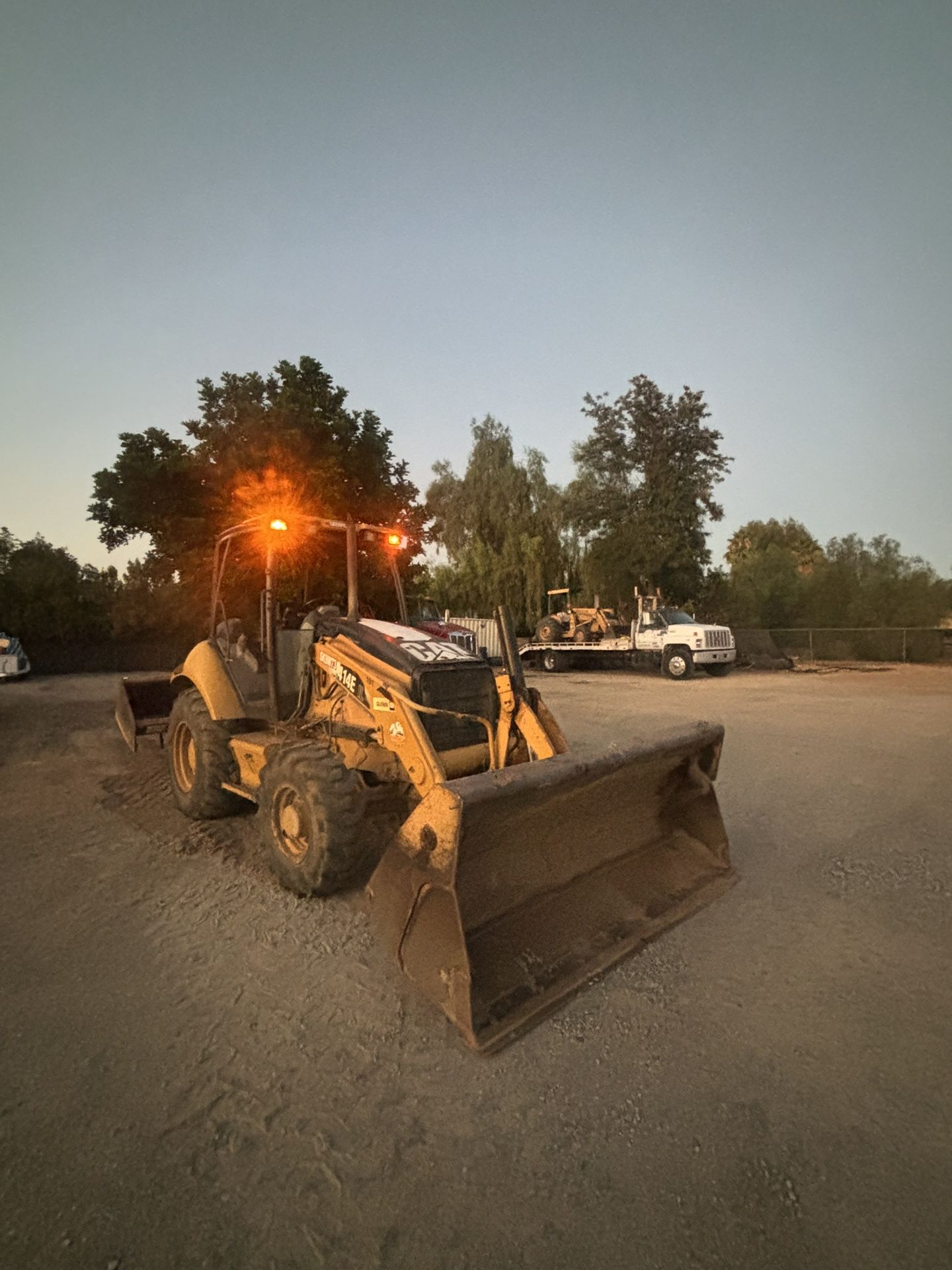 2010 Caterpillar Skip Loader