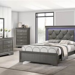 Queen bedroom set