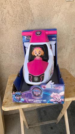 NICKELODEON SKYE’S MIGHTY JET RIDE ON INCLUDES FLIP DOWN WINGS