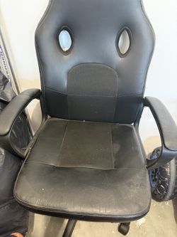 Furmax Gaming/Office Chair – Black – $25 OBO