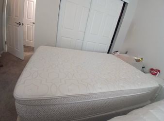Full bed
