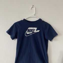 Boys Nike Clothing Lot (M\L)