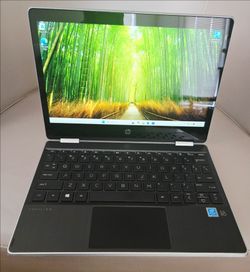 Intel pentium silver 4GB/128 SSD/Touchscreen 2 +1 convertible
