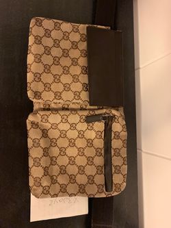 Vintage Gucci strap bag