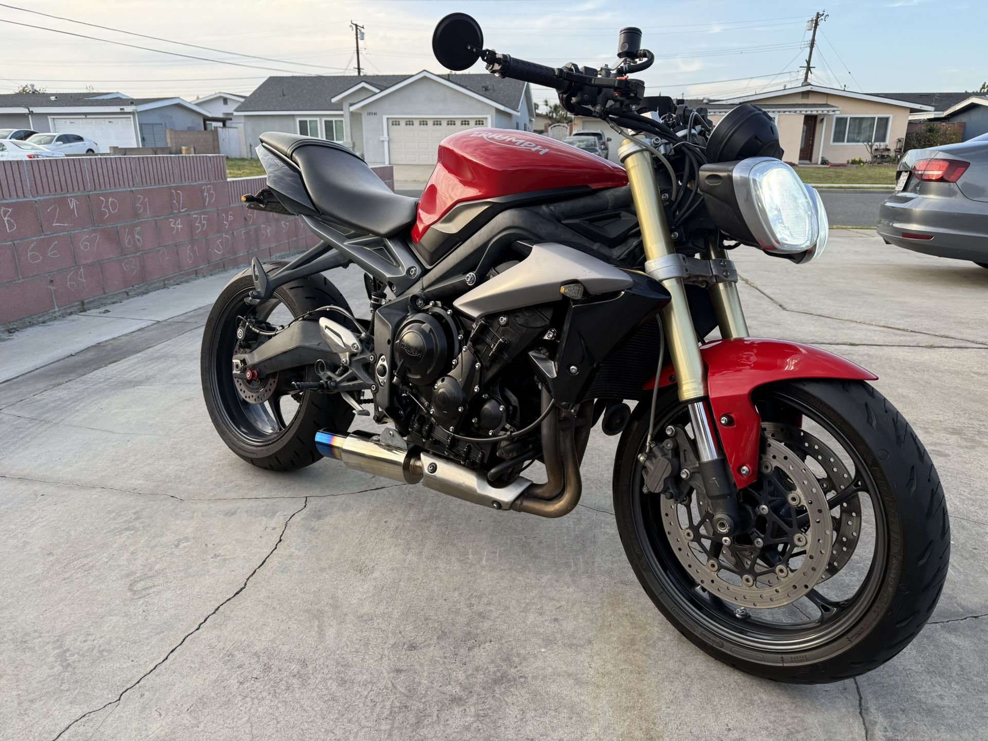triumph motorcycle 675 street triple