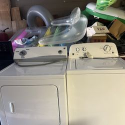 Washer/ Dryer Set 