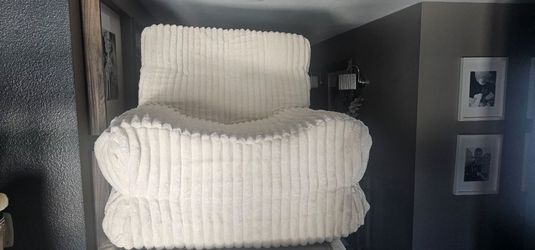 Foam cushion chairs.