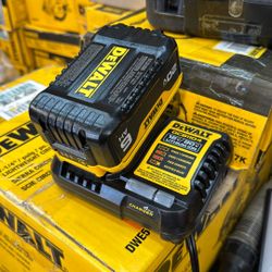 Dewalt 6.0 Amp Battery And Charger 
