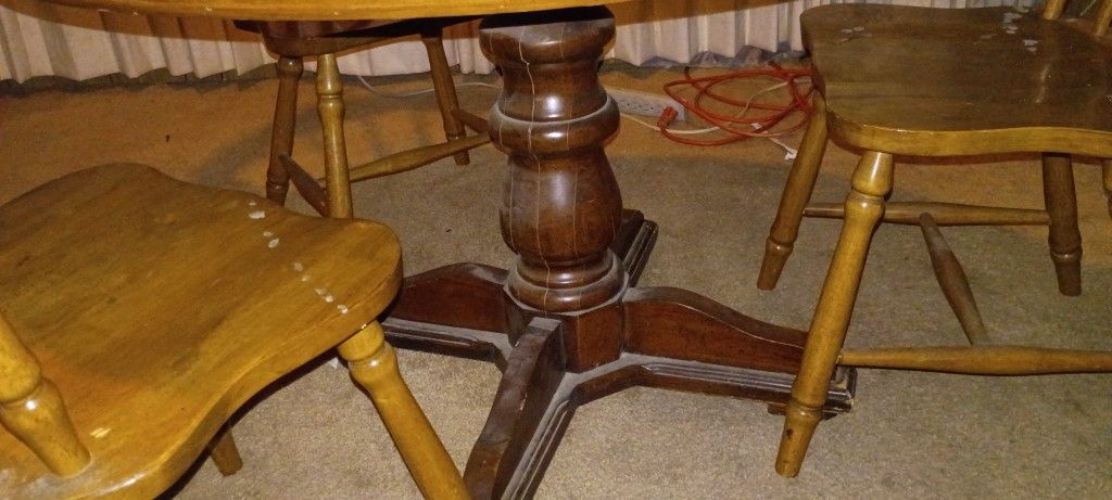 Wood Dining Table W/ Chairs