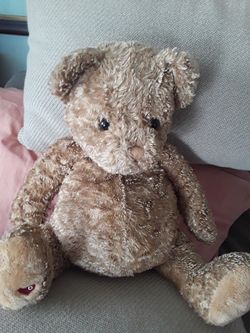 GUND. LITTLE BROWN BEAR