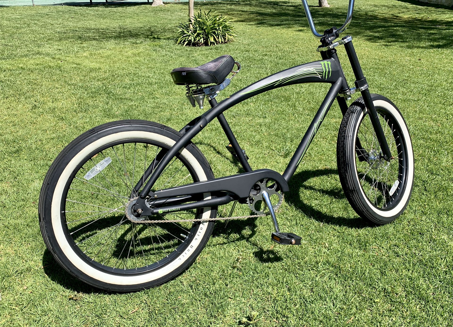RARE! Limited edition Monster energy beach cruiser -built by Felt- for ...