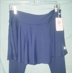 Ladies Navy Blue Bubblelime Golf Skirt w Attached Leggings Size Medium New w Tag