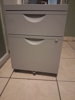 2 door filing cabinet