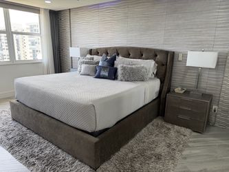Luxury King Upholstered Tufted Wingback Bed Frame