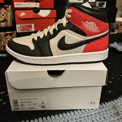 Jordan 1 Mid Orewood size 9.5W (8M)
