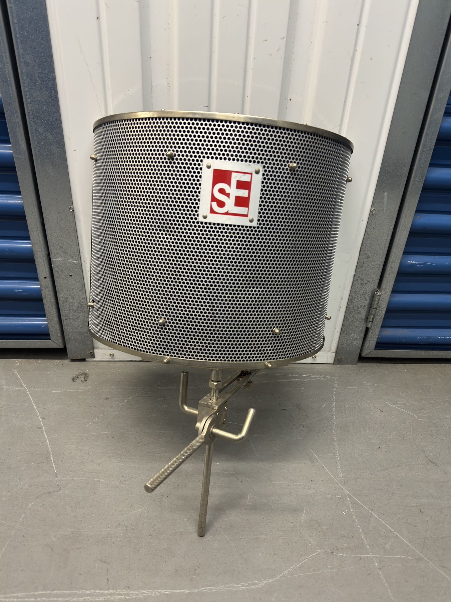 SE Electronics RF-PRO Reflexion Filter Professional Portable Mic Shield