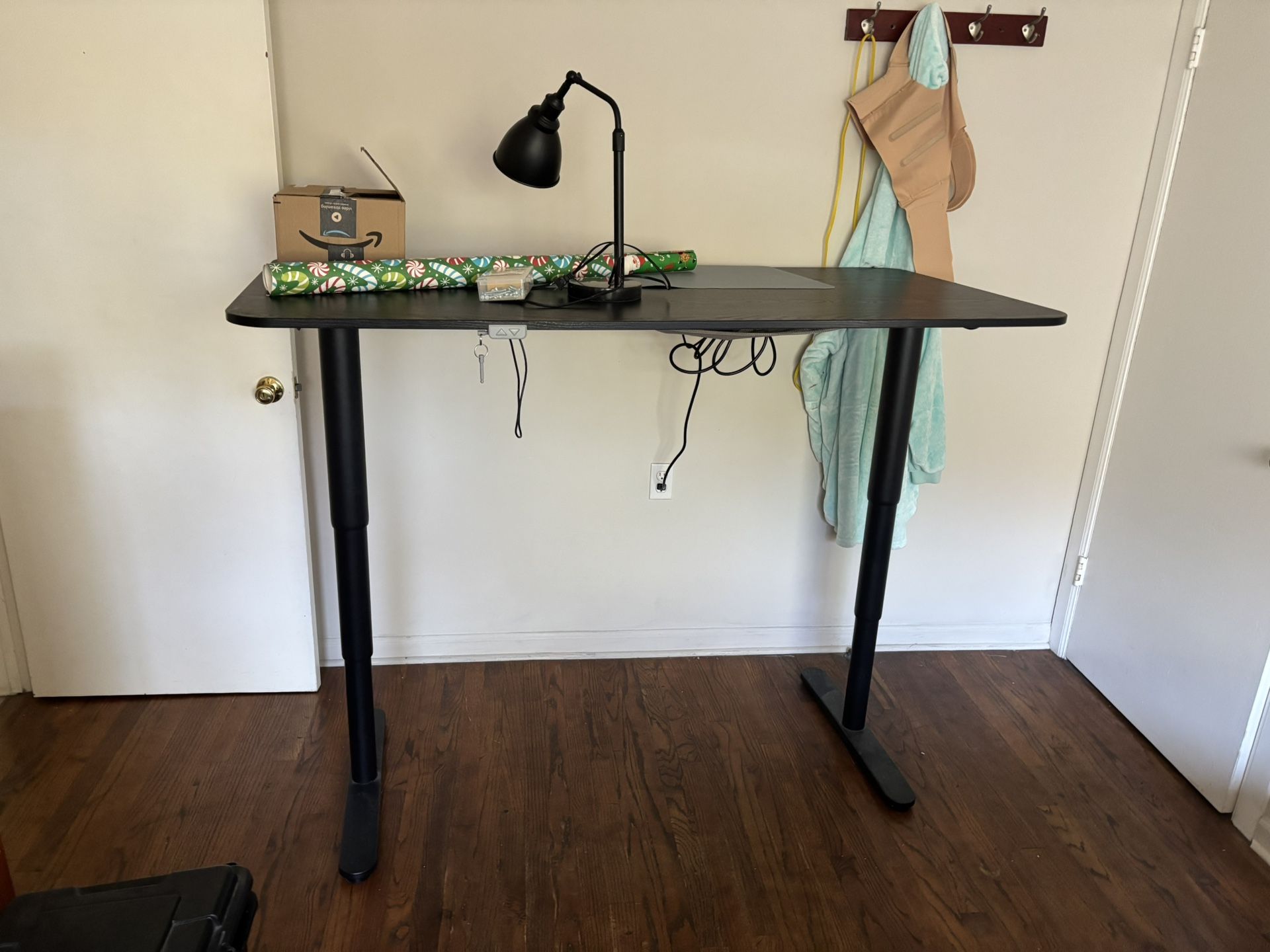Electric Plug In Standing Desk