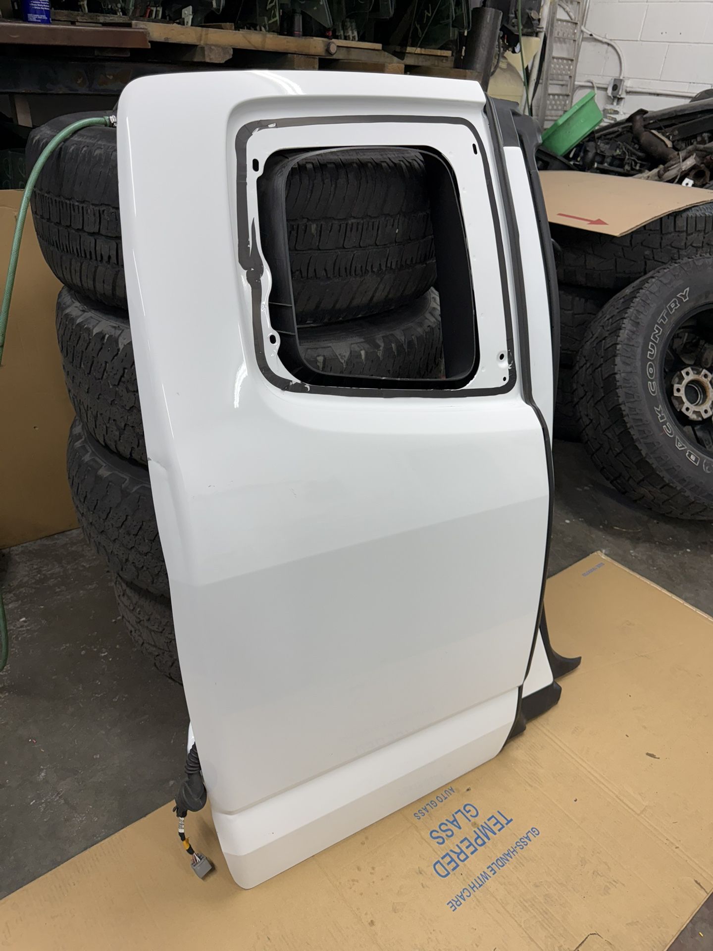Passenger rear door extended cab 15-23 GMC Canyon Chevy Colorado door Chevrolet