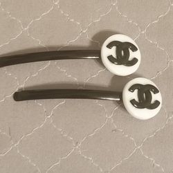 New Set of Fashion Fun Hair Clips