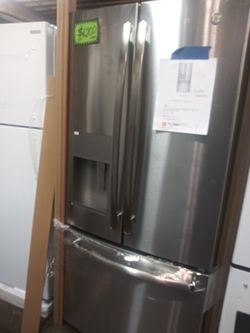 NEW GE French doors refrigerator in stainless steel