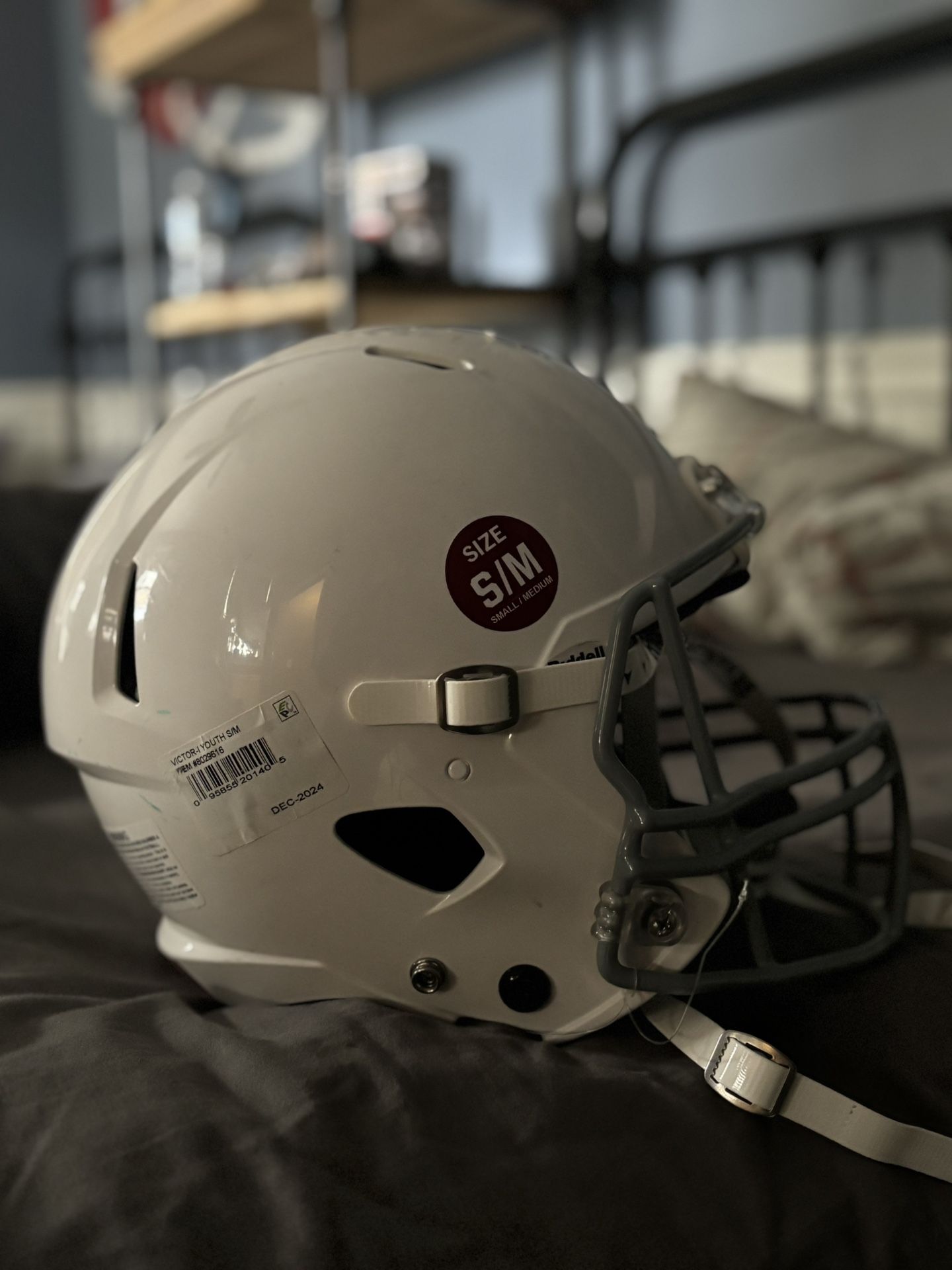 Riddle Speed Football Helmet Brand New All White