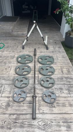 Weight set with barbell