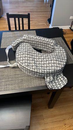 My Brest Friend Nursing Pillow