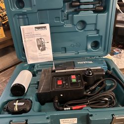 Makita magnetic drill machine