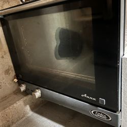 Cadco Amana Half Size Convection Oven 