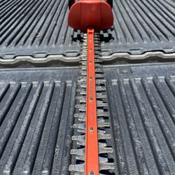 22 inch corded hedge trimmer