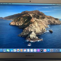 Apple MacBook Air 13” 2014 4GB Memory 128GB SSD macOS Catalina!
