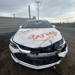 2019 Chevrolet Cruze FOR PARTS ONLY!