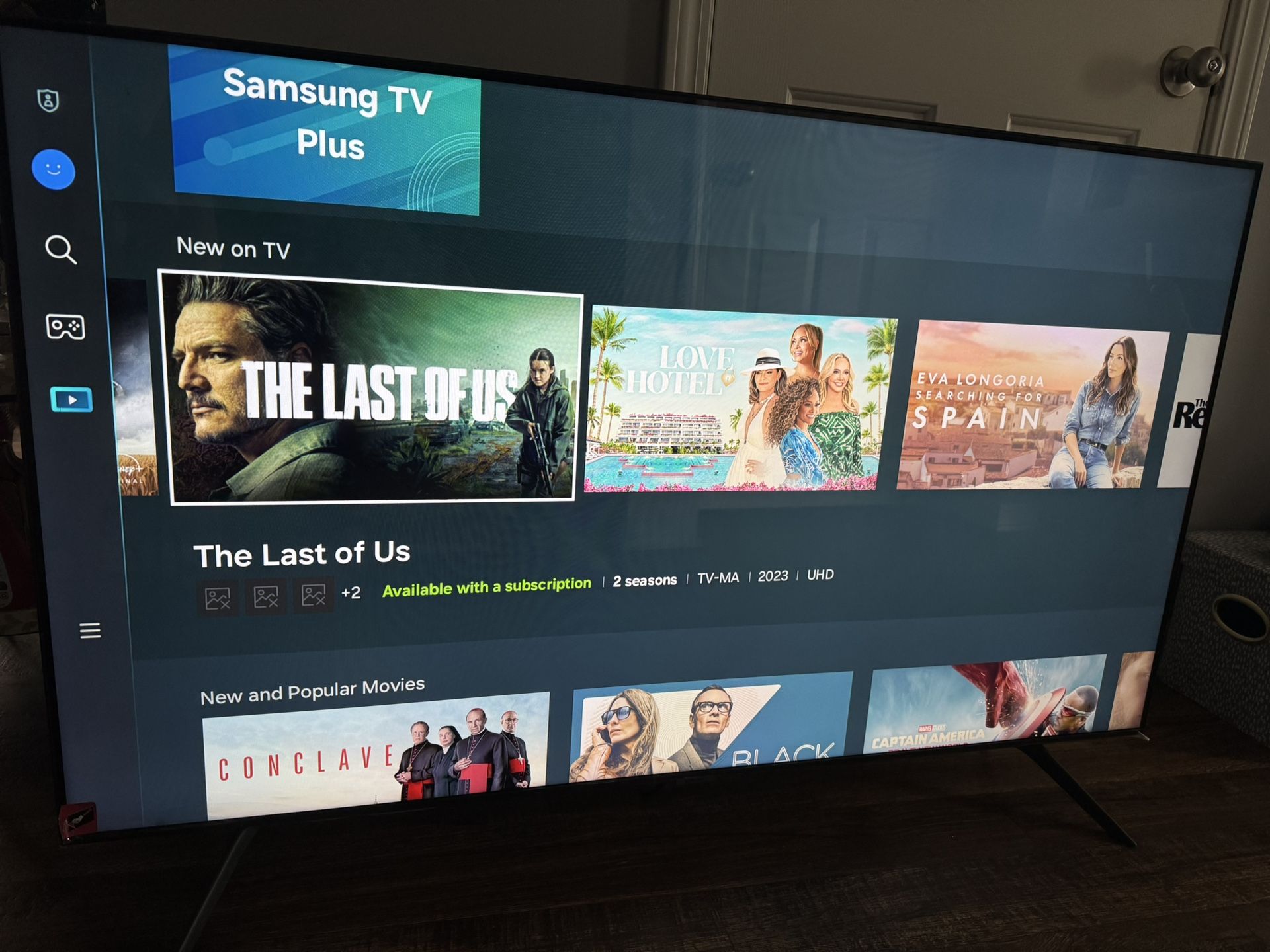 Samsung 55” Smart TV