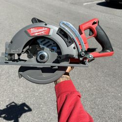 Milwaukee M18 Rear Handle Saw ( Tool Only)