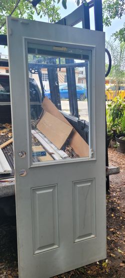 # puerta de fibra y cristal  32 x80