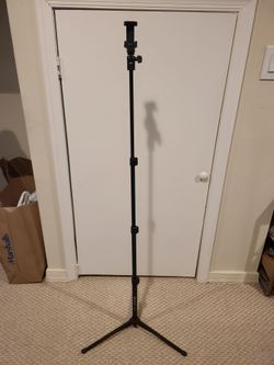 Geekoto Aluminum Adjustable Tripod