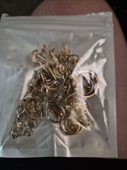 BAG OF MIXED EARRINGS