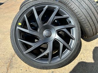 DELIVERY 21" OEM 2026 Tesla Model S Plaid VELARIUM wheels Goodyear STAGGERED - WITH CAPS