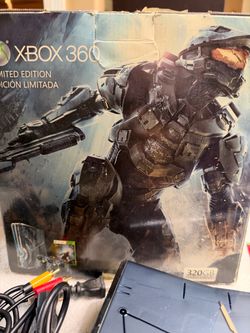 Xbox 360 Halo 4 Limited Edition 320GB Console + 2 Controllers + Box