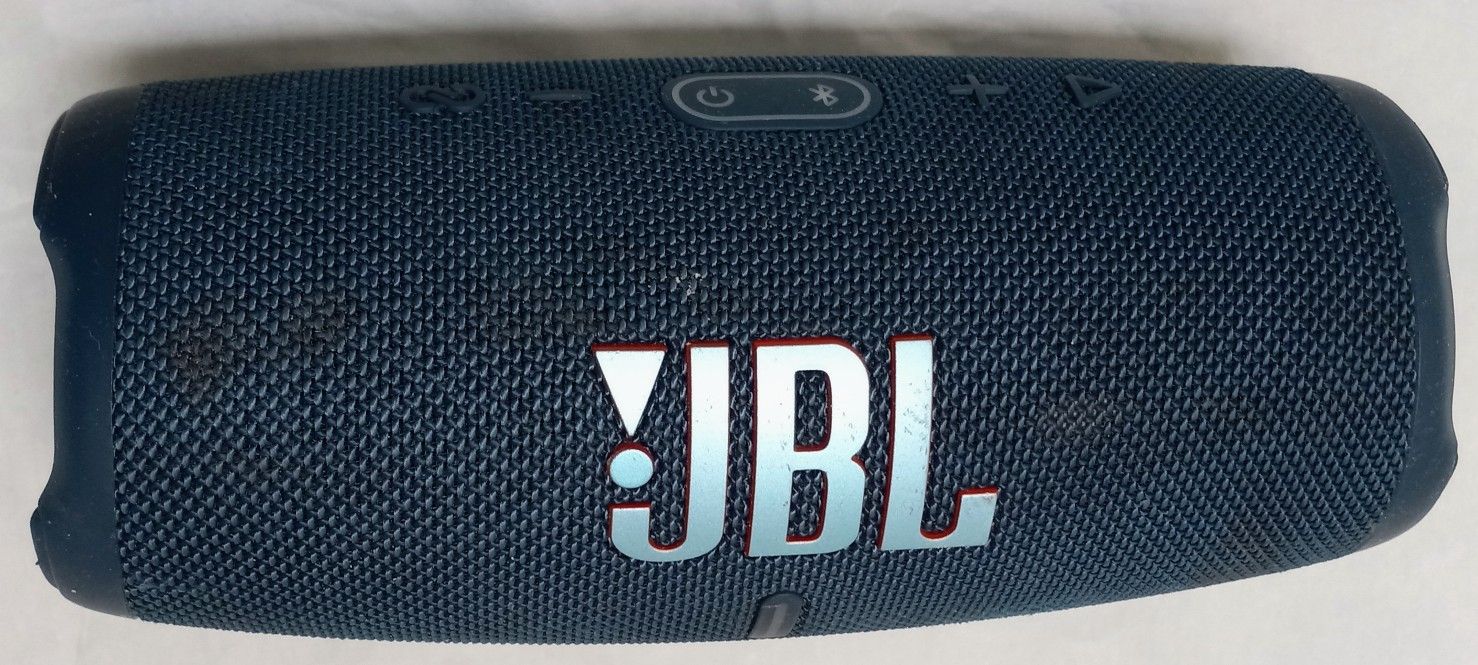 JBL Charge 5 Bluetooth Speaker 