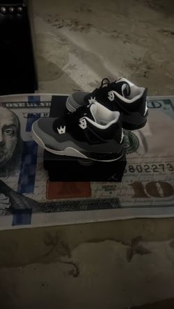Jordan 4 2y rare