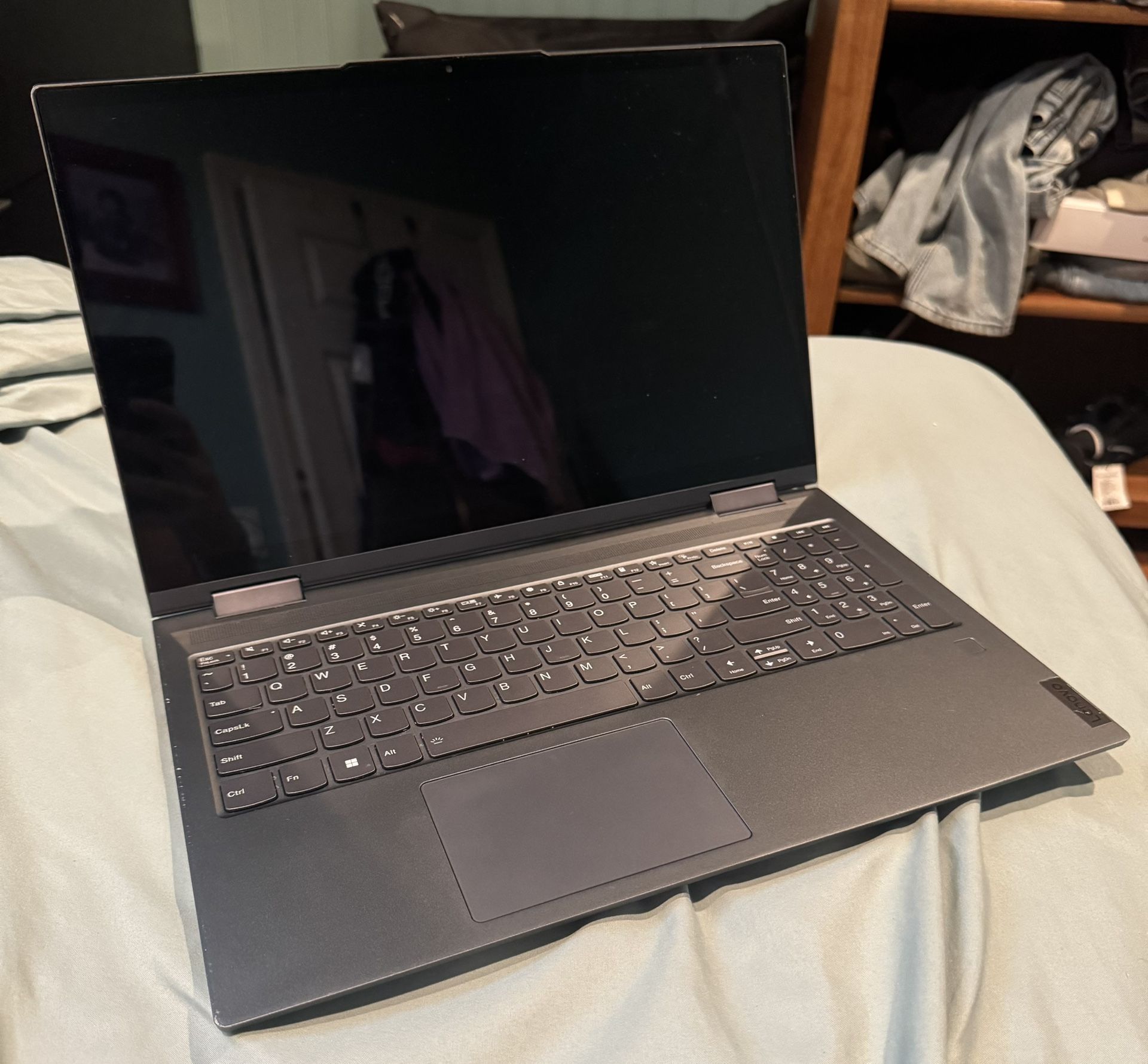 Lenovo Yoga 7 15ITL5  15.6" Touch Laptop Core i7-1165G7 8GB RAM 256GB