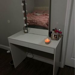 Makeup Vanity 