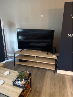 Tv console