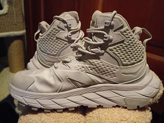 HOKA Tor Ultra High 2