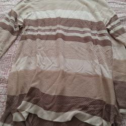 Large Women's Sweater 