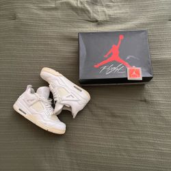 Air Jordan 4 Pure Money