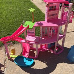 Barbie Dreamhouse Must Go!