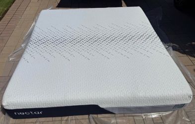 Nectar Premier Memory Foam King Mattress